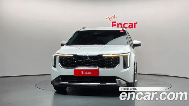 Kia Carnival 2024 thumb 3