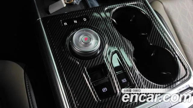 Kia Carnival 2024 thumb 9