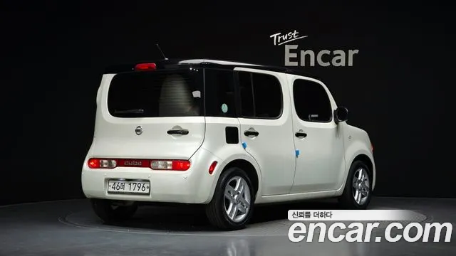 Nissan Cube 2014 thumb 2
