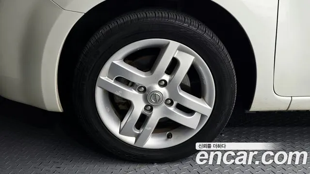 Nissan Cube 2014 thumb 5
