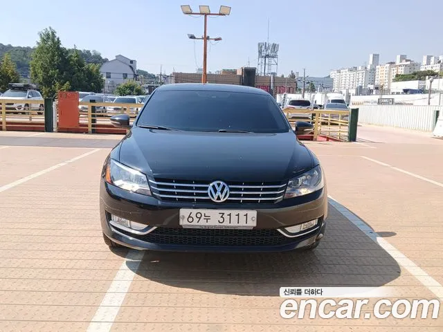 Volkswagen Passat (North America and China) 2014 thumb 2