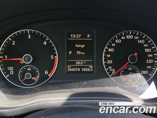 Volkswagen Passat (North America and China) 2014 thumb 8