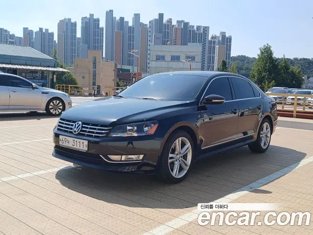 Volkswagen Passat (North America and China) 2014 thumb 12