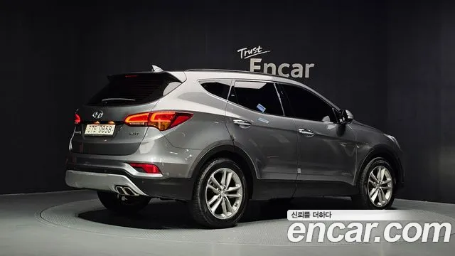 Hyundai Santa Fe 2016 thumb 2