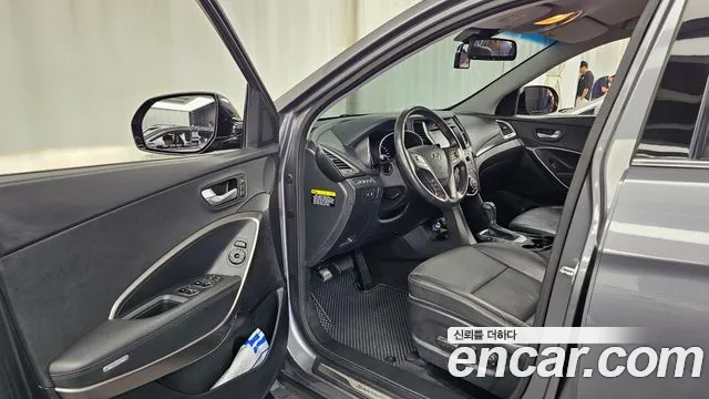Hyundai Santa Fe 2016 thumb 10