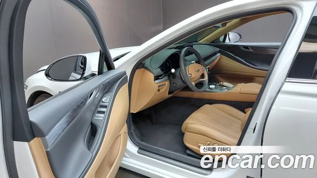 Genesis G80 2023 thumb 10
