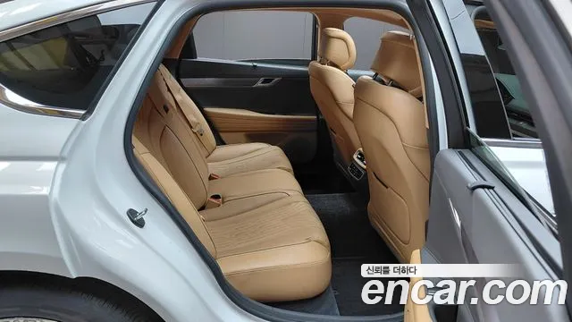 Genesis G80 2023 thumb 12