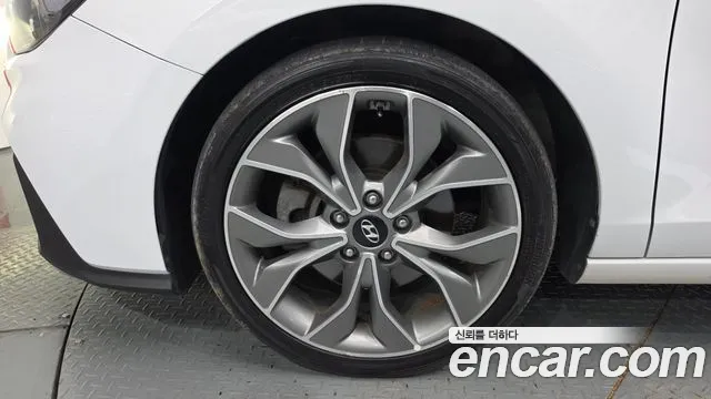 Hyundai i30 2019 thumb 4