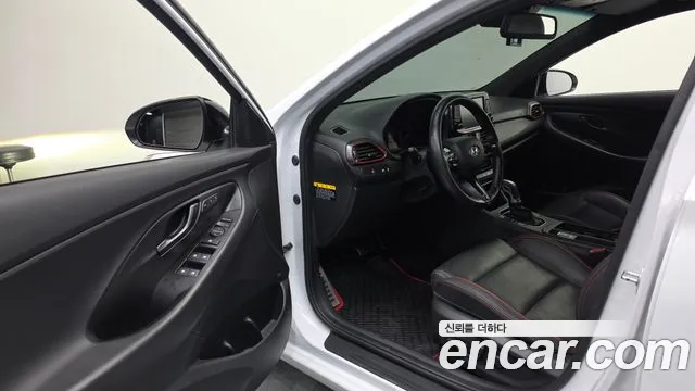 Hyundai i30 2019 thumb 9