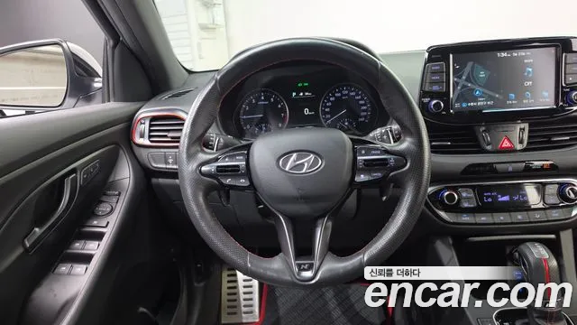 Hyundai i30 2019 thumb 12