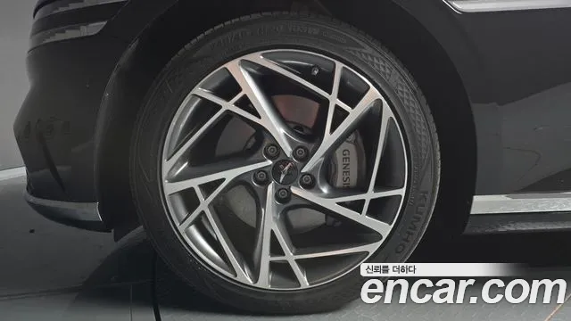 Genesis G90 2023 thumb 4
