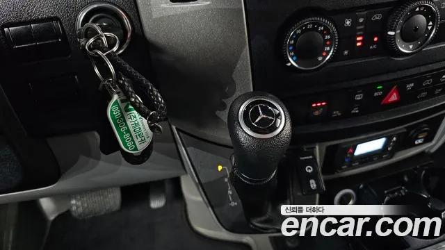 Mercedes-Benz Sprinter 2018 thumb 9