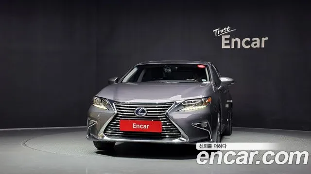 Lexus ES 2018 thumb 3