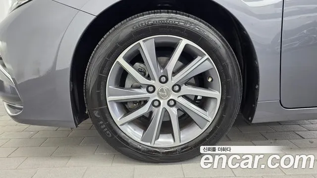 Lexus ES 2018 thumb 5