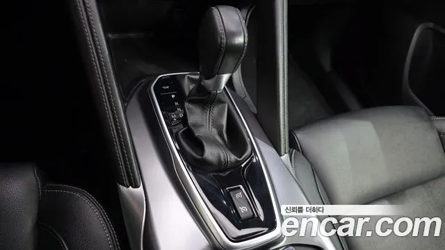 Renault-KoreaSamsung Koleos 2017 thumb 9