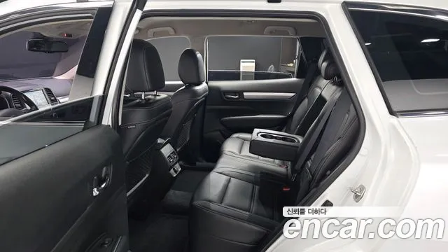 Renault-KoreaSamsung Koleos 2017 thumb 12