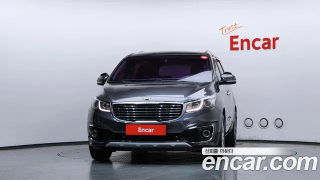 Kia Carnival 2016 thumb 3