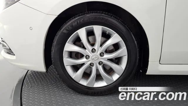 Renault-KoreaSamsung Latitude 2016 thumb 5