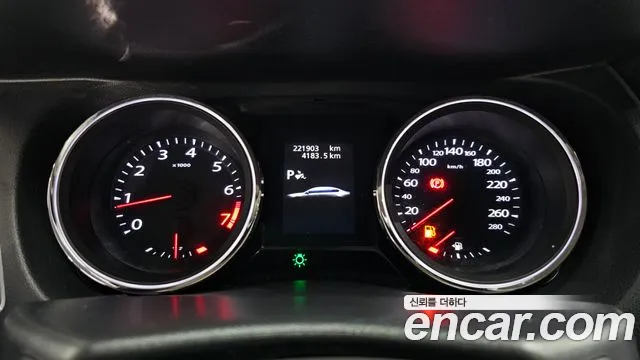 Renault-KoreaSamsung Latitude 2016 thumb 8