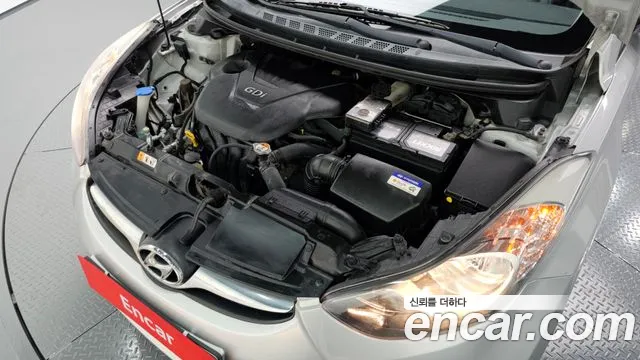 Hyundai Avante 2013 thumb 5