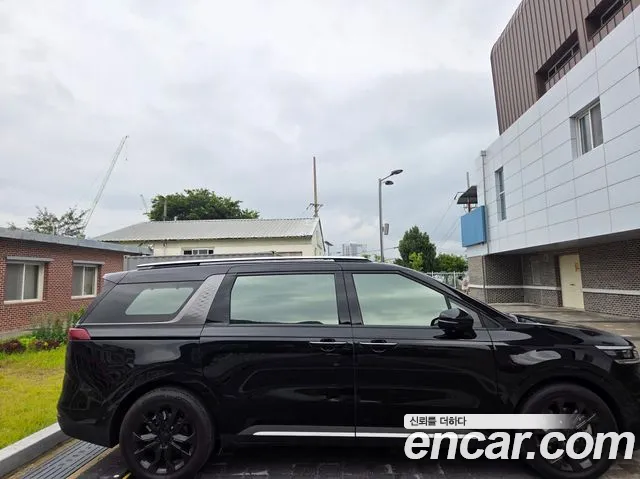 Kia Carnival 2021 thumb 11