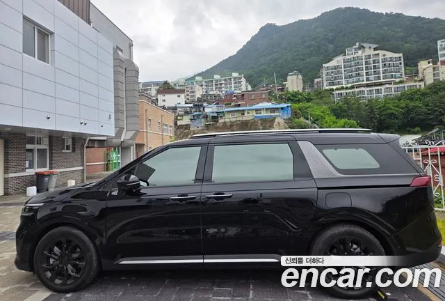 Kia Carnival 2021 thumb 12