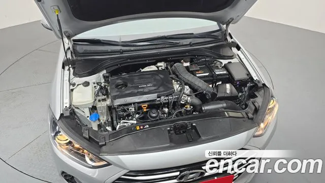 Hyundai Avante 2015 thumb 6