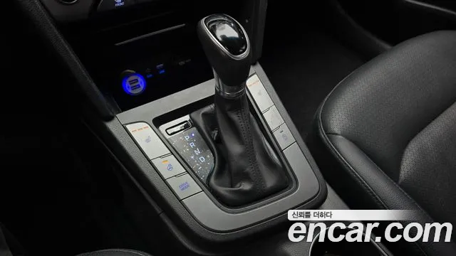 Hyundai Avante 2015 thumb 9