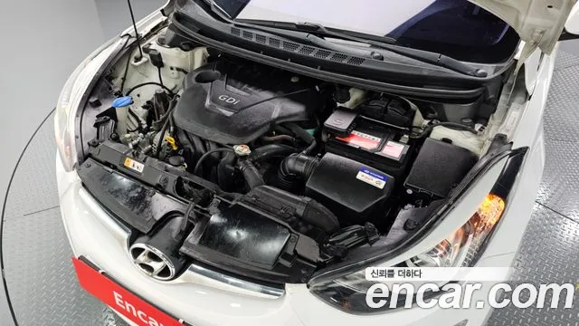 Hyundai Avante 2014 thumb 5
