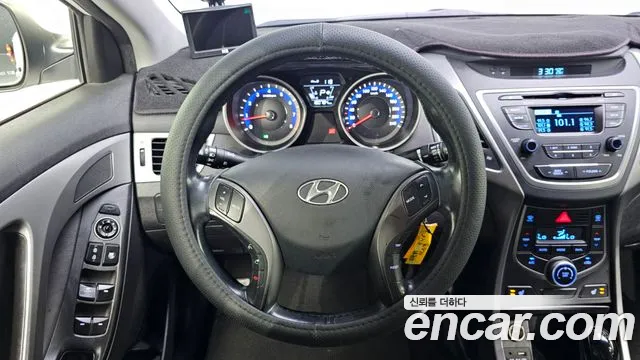 Hyundai Avante 2014 thumb 12