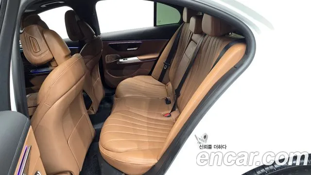 Mercedes-Benz E-Класс 2024 thumb 11