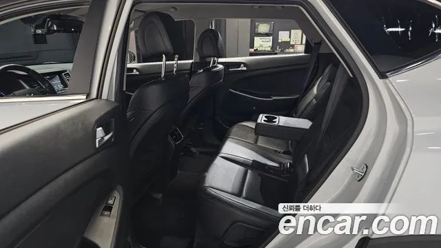 Hyundai Tucson 2017 thumb 12