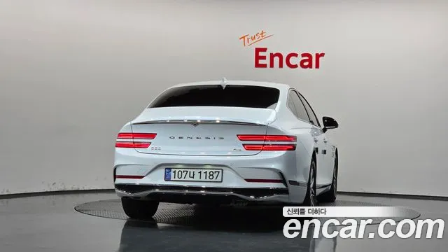 Genesis G80 2024 thumb 4
