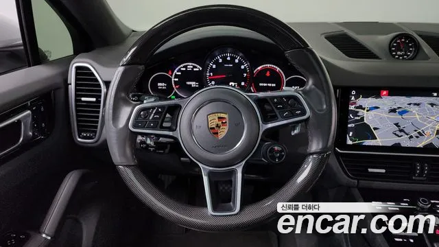 Porsche Cayenne 2020 thumb 12
