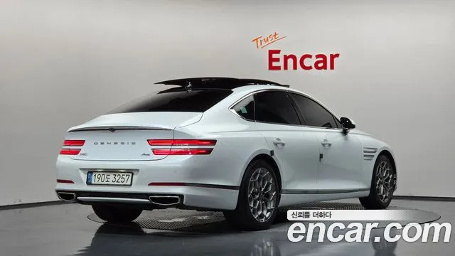 Genesis G80 2021 thumb 2