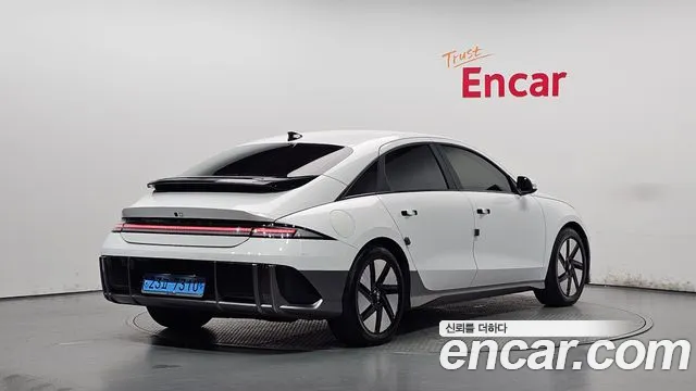 Hyundai IONIQ 6 2022 thumb 2