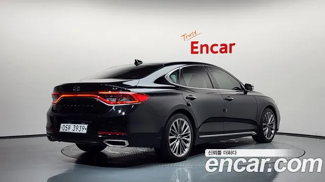 Hyundai Grandeur 2017 thumb 2