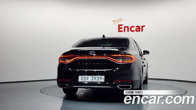 Hyundai Grandeur 2017 thumb 4