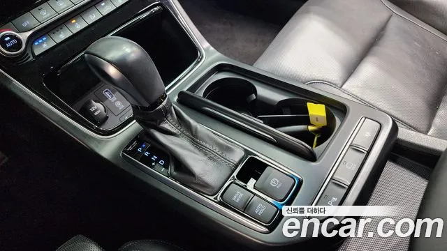 Hyundai Grandeur 2017 thumb 9