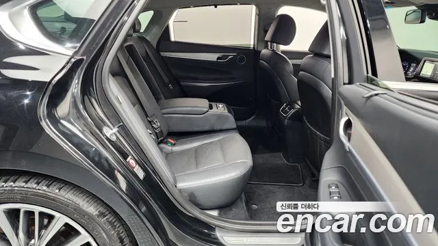 Hyundai Grandeur 2017 thumb 12
