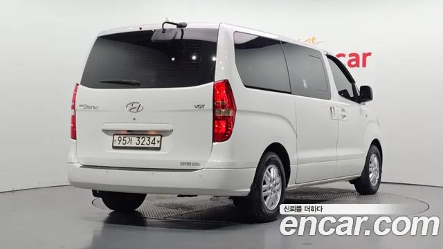 Hyundai Starex 2020 thumb 2