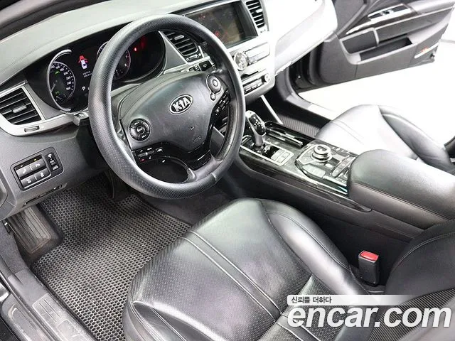 Kia K9 2013 thumb 6