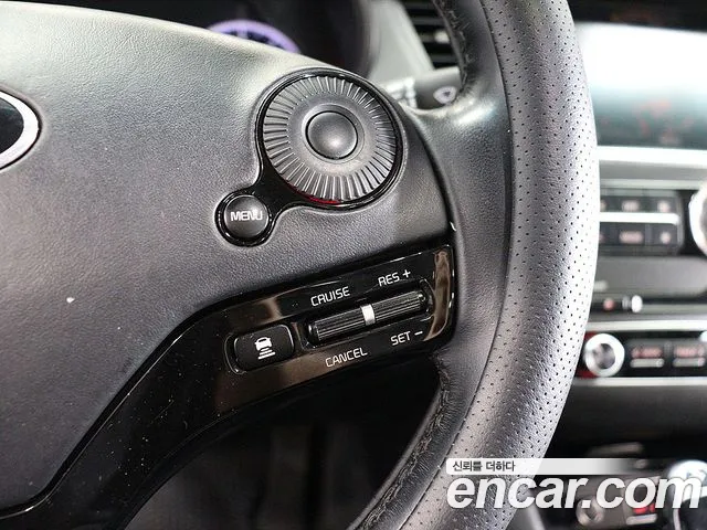 Kia K9 2013 thumb 9
