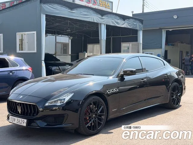 Maserati Quattroporte 2018 thumb 5