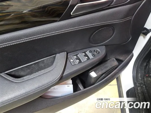 BMW X3 2013 thumb 9