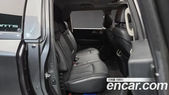 KG_Mobility_Ssangyong Rexton 2018 thumb 12