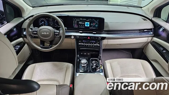 Kia Carnival 2021 thumb 7