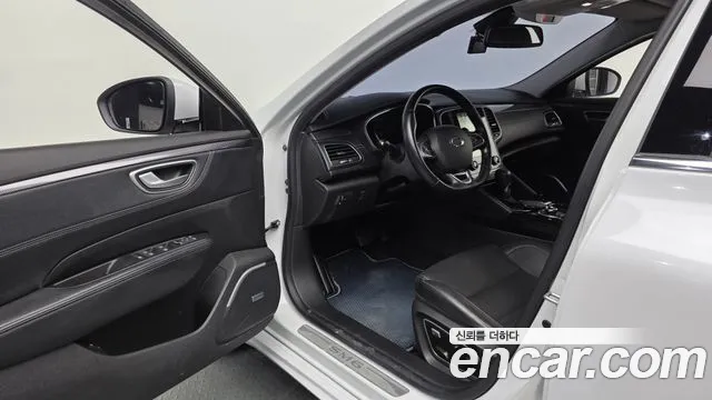 Renault-KoreaSamsung Megane 2017 thumb 10