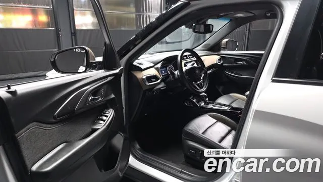 ChevroletGMDaewoo TrailBlazer 2021 thumb 9