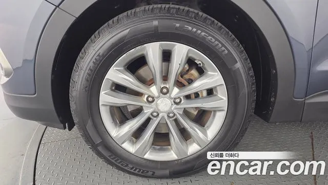 Hyundai Santa Fe 2016 thumb 5